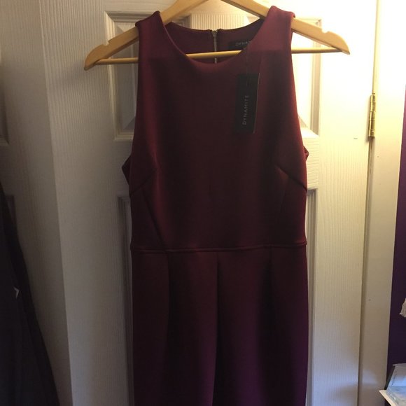 Dress - Picture 2 of 5